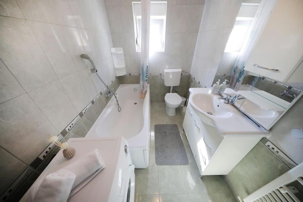 Luxury Apartment Petra With Private Pool Ζαντάρ Εξωτερικό φωτογραφία