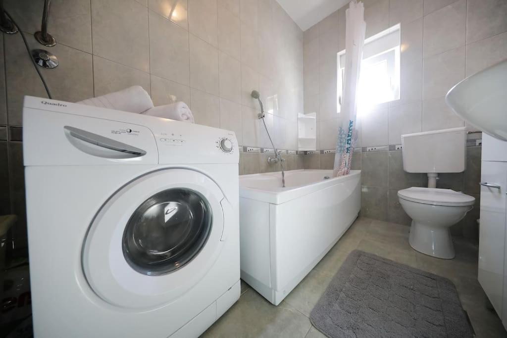 Luxury Apartment Petra With Private Pool Ζαντάρ Εξωτερικό φωτογραφία
