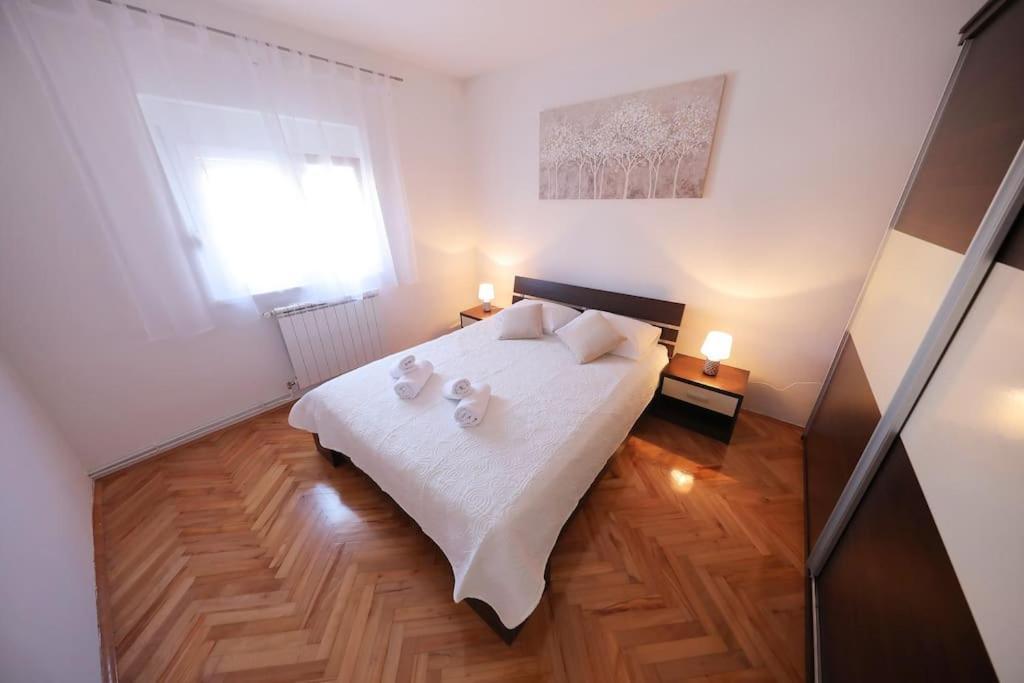 Luxury Apartment Petra With Private Pool Ζαντάρ Εξωτερικό φωτογραφία